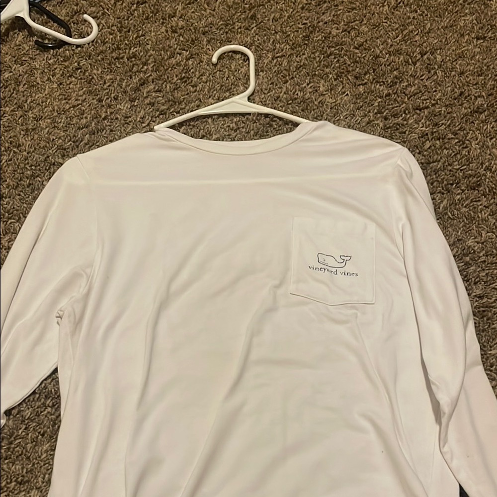 Vineyard Vines Long sleeve whale logo
